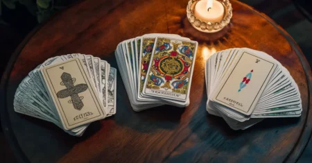 Baralhos: Conheça os Diferentes Tipos de Tarot